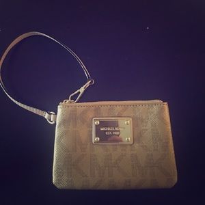Michael Kors Jet Set Mini Wristlet