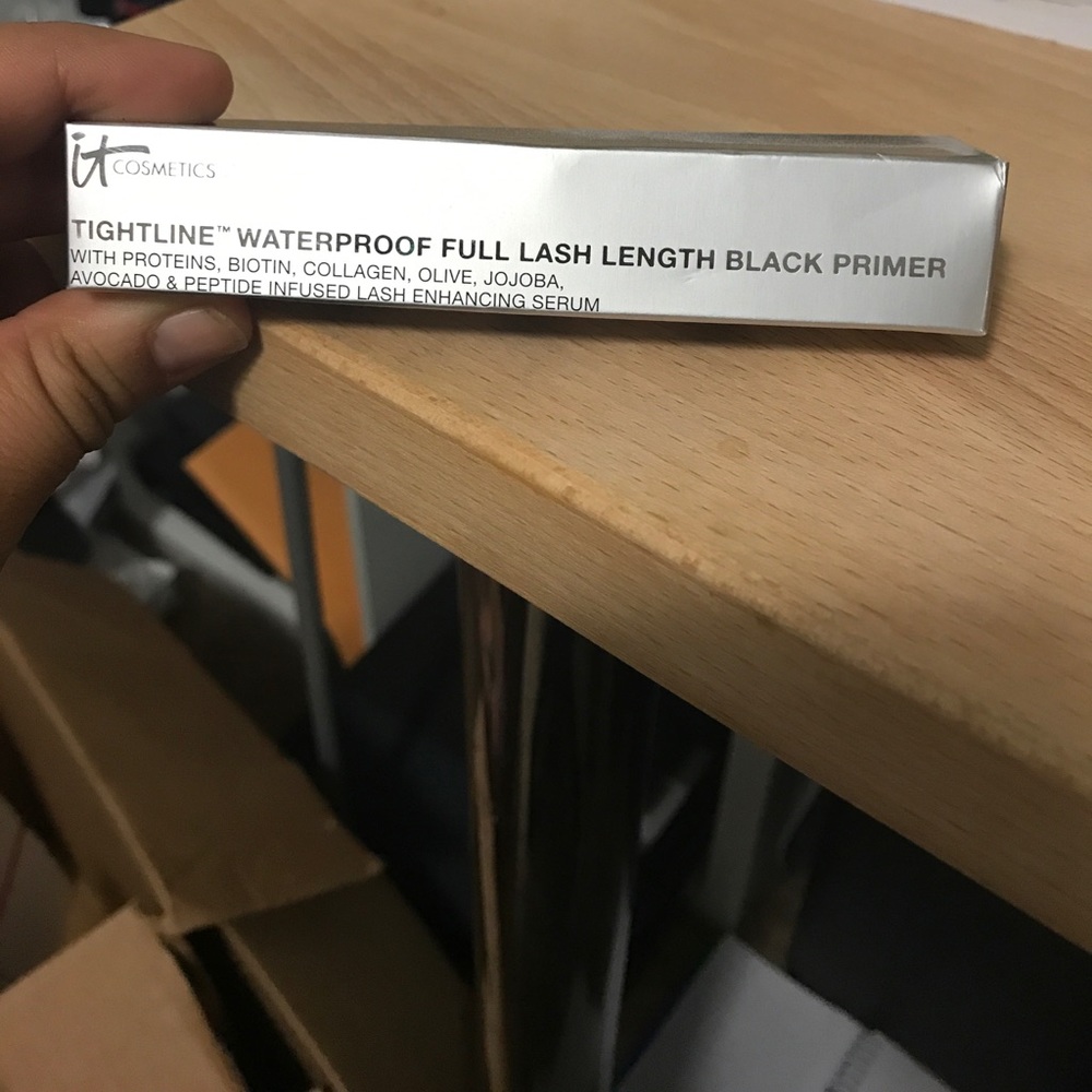 It cosmetics tightline waterproof mascara