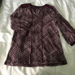 Loose Light Weight Barely Worn Top
