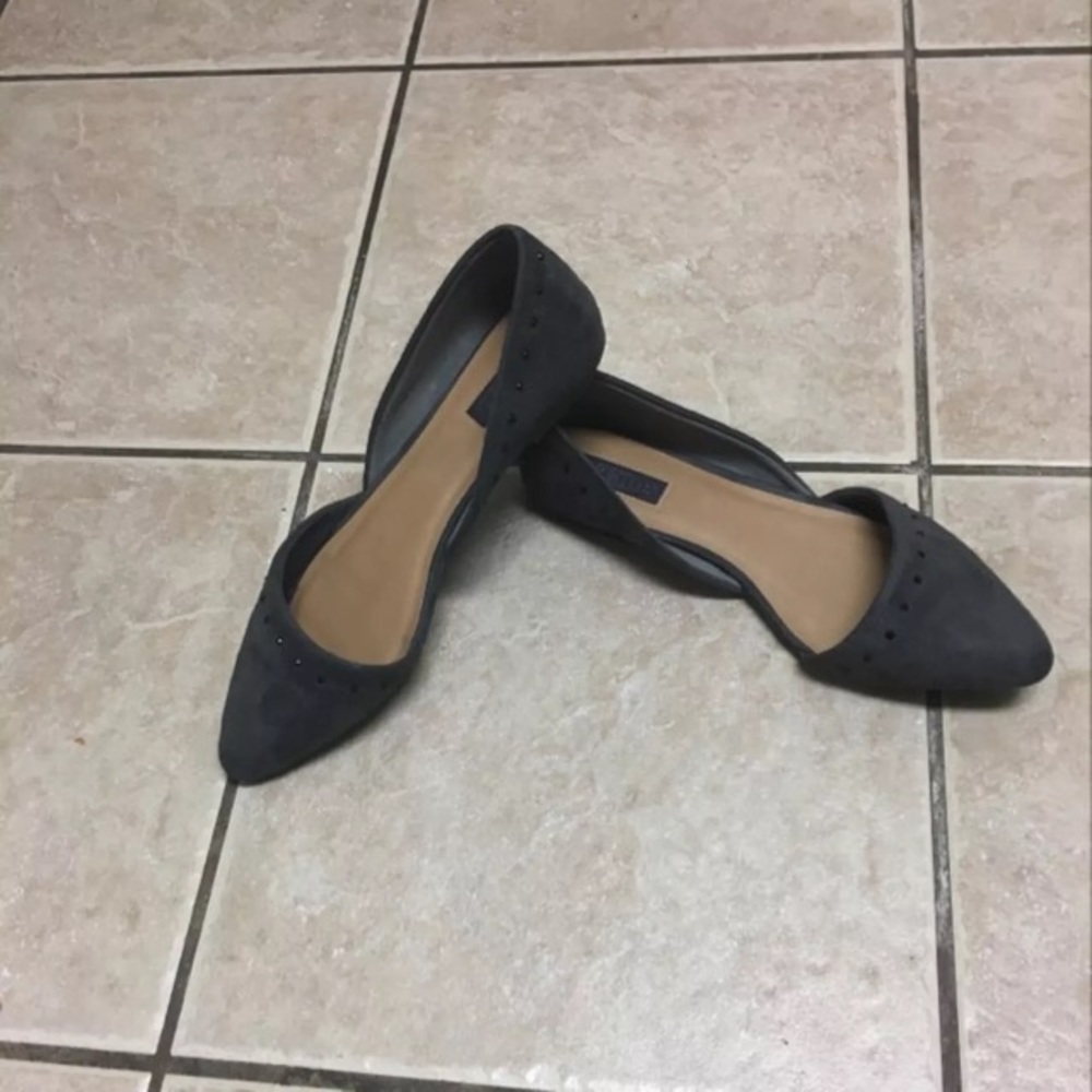 ✨SOLD❕✨.  Flats