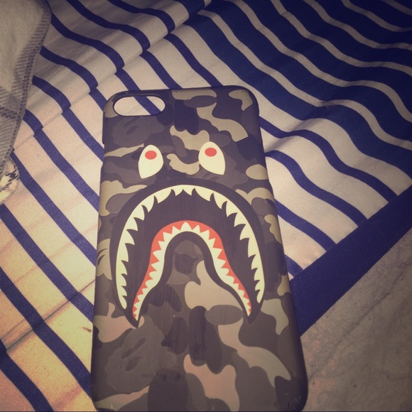 IPhone 6/7 BAPE case