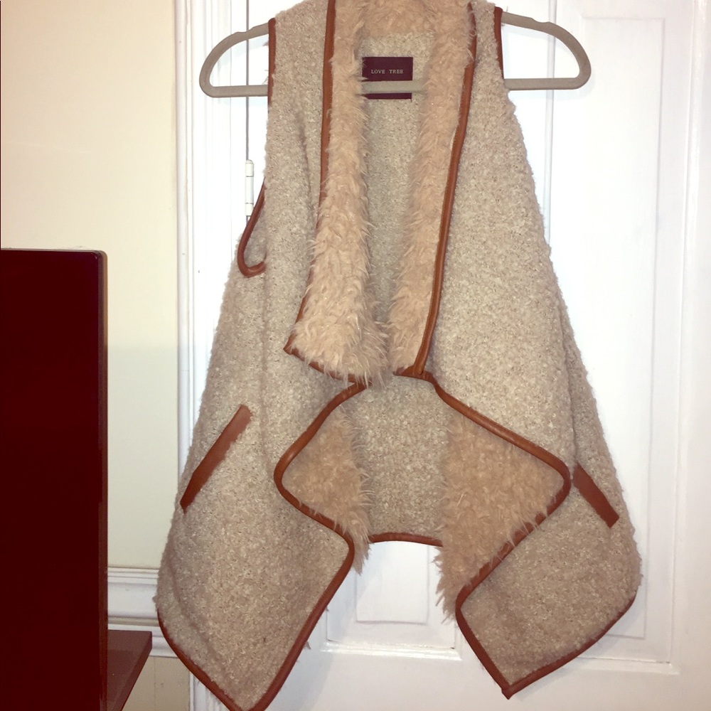 Oatmeal Shearling Vest size small NWOT