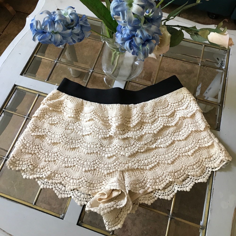 Forever 21 crochet shorts