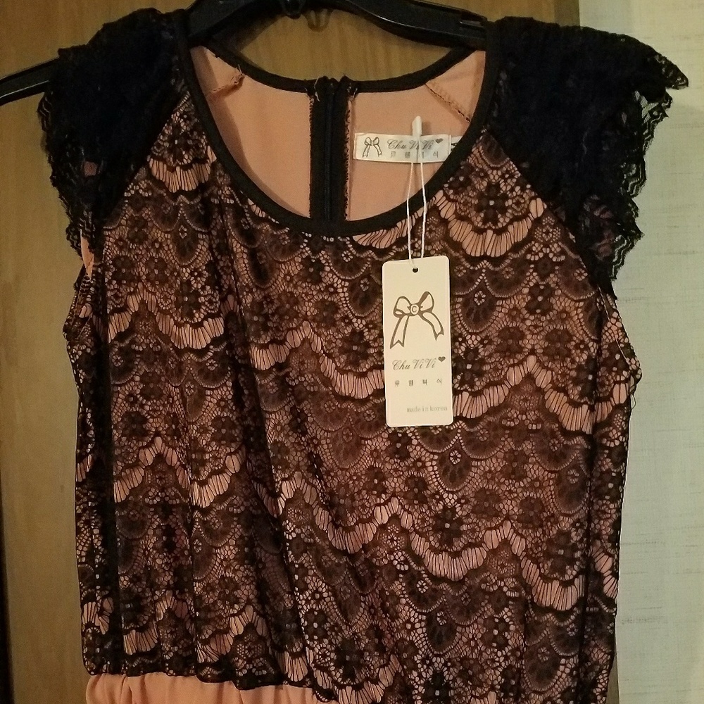 Shorts dress lace over top