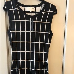 JOA SWEATER BLACK AND WHITE SLEEVELESS DRESS