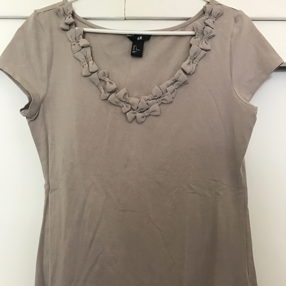 Cute top.
