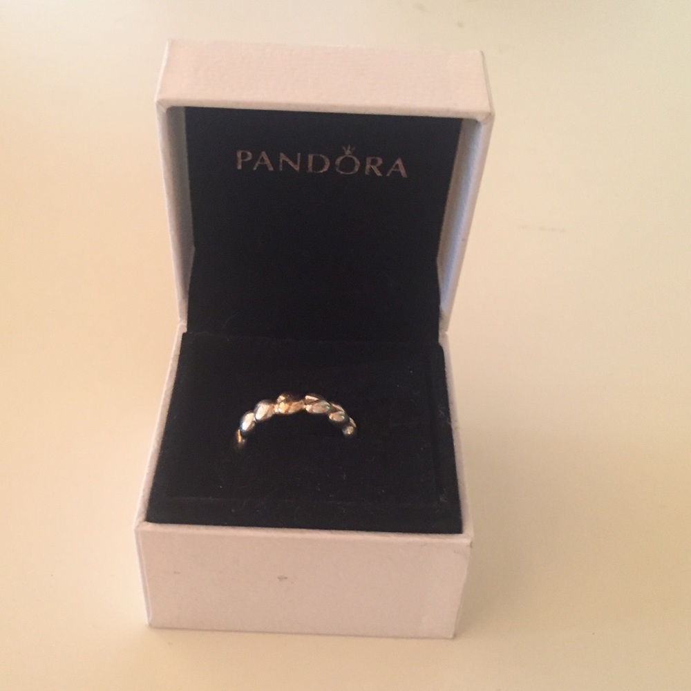Pandora Ring