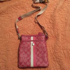 Cross body purse