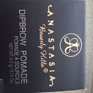 Anastasia Beverly Hills- Diprow Pomade