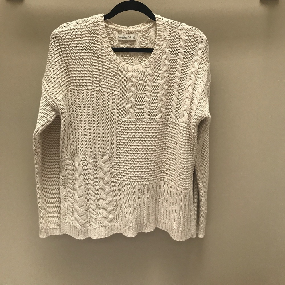 NWOT! A&F Cable Knit Sweater