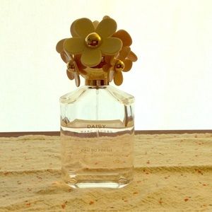 Marc Jacobs Daisy