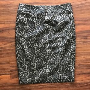 Sell or Donate Sale 1/8 | Black/Gray Pencil Skirt