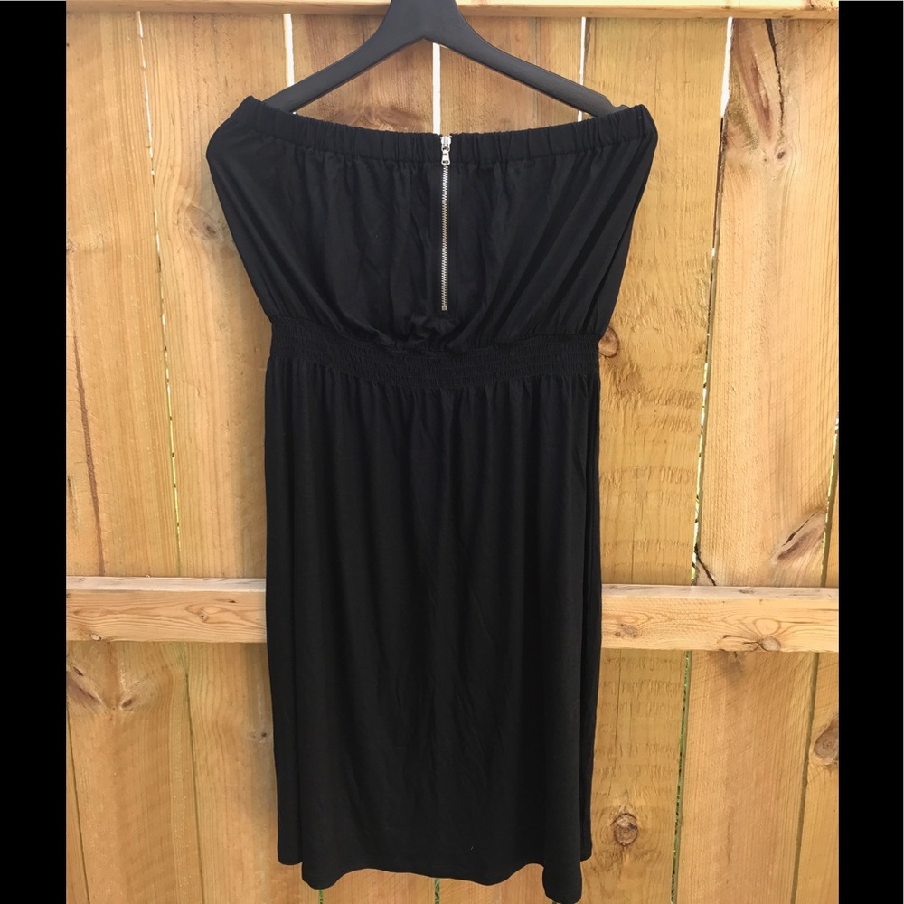 NWT - GAP black strapless dress with zipper