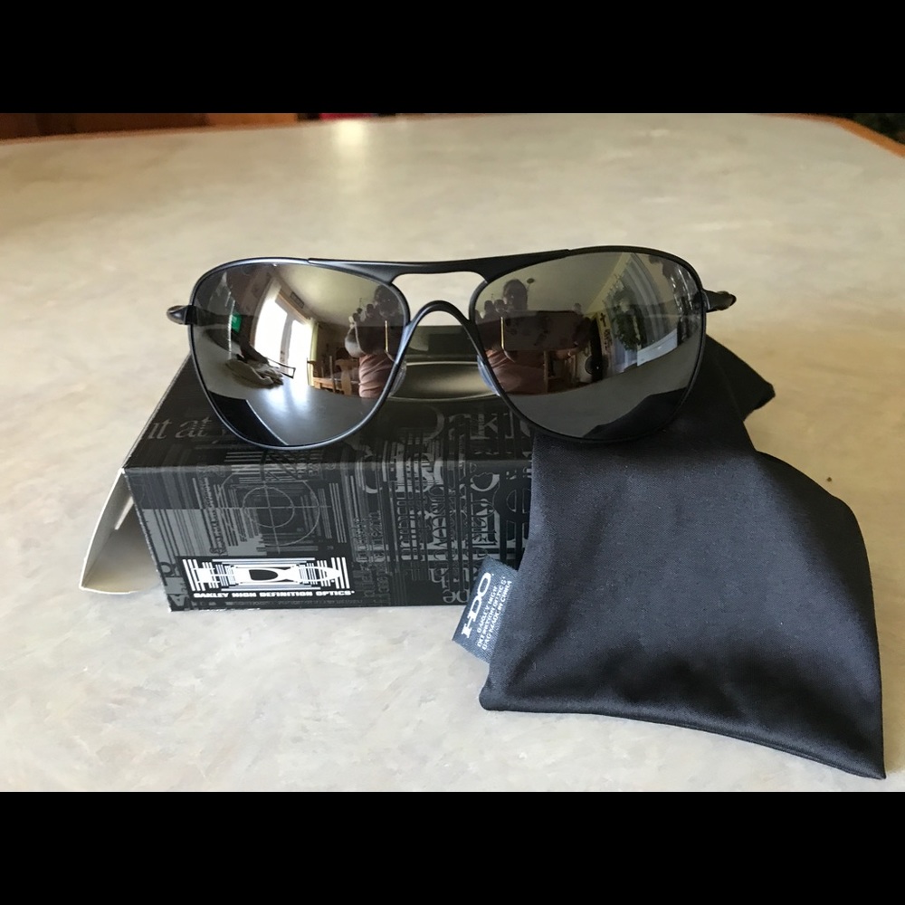 New in Box Oakley Crosshair Sunglasses