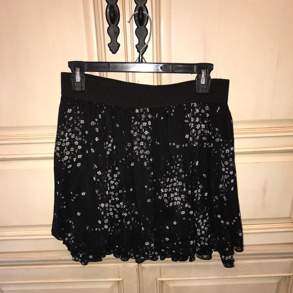 NWT Express skirt
