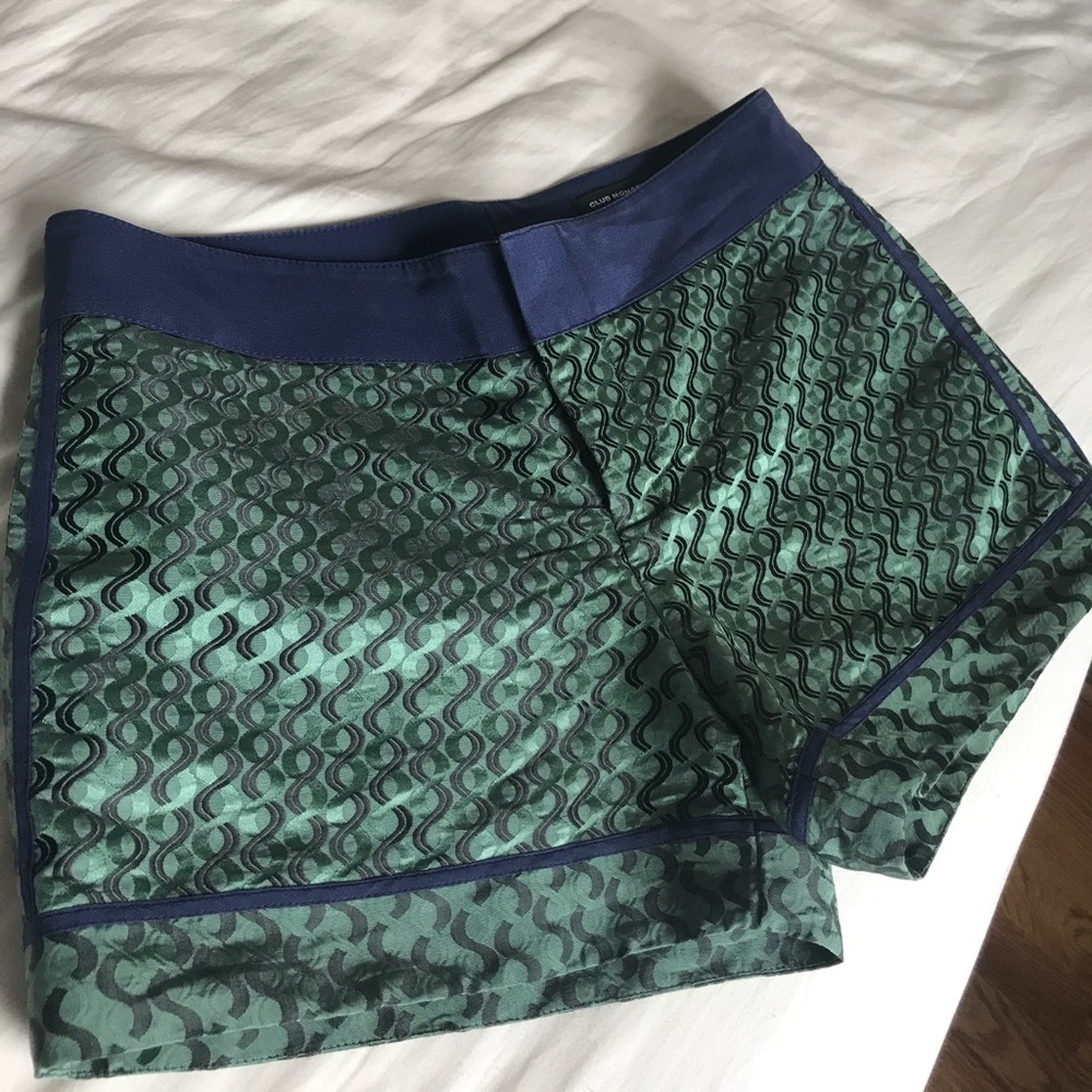 Club Monaco shorts