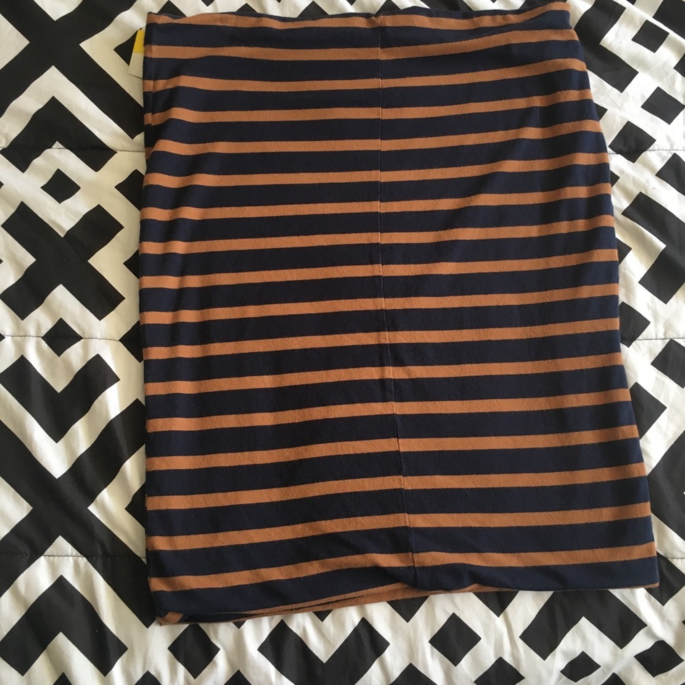 Navy/brown pencil skirt