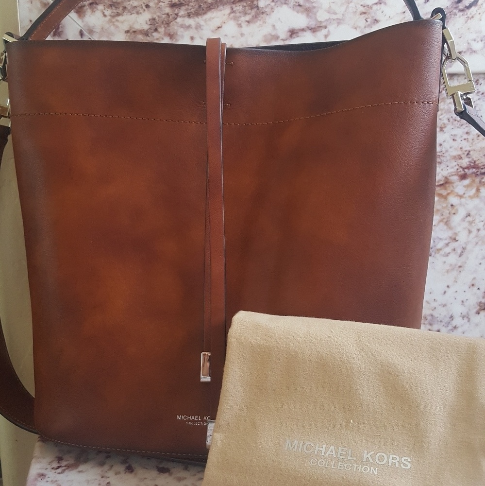 Michael Kors Collection Miranda Large Shoulder Bag - Picture 1 of 3