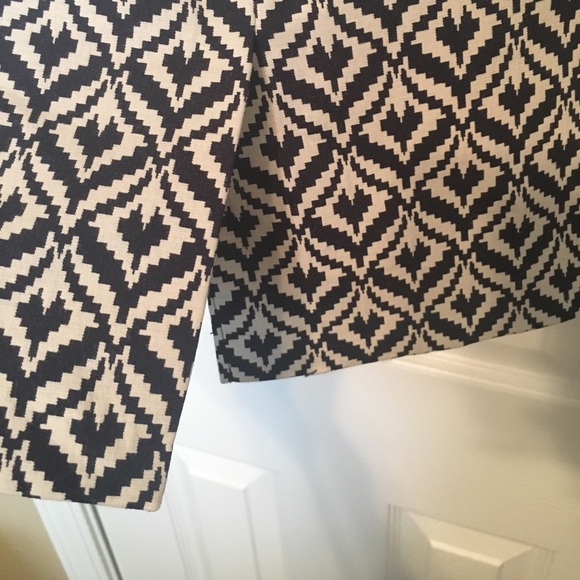 Beautiful print skirt from The Limited - Picture 2 of 3