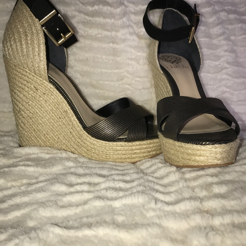Black and gold wedges