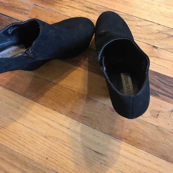 Black heels - Picture 3 of 3