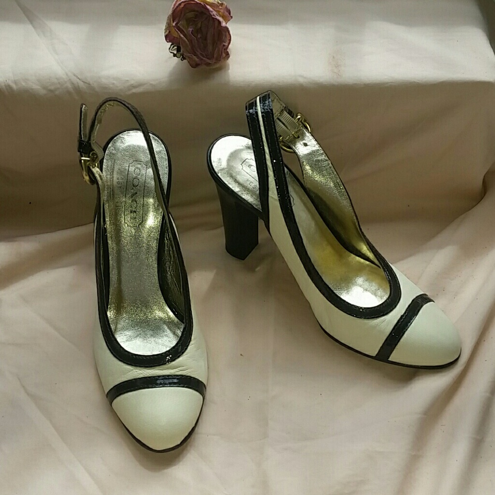 Coach career pumps size 6B
