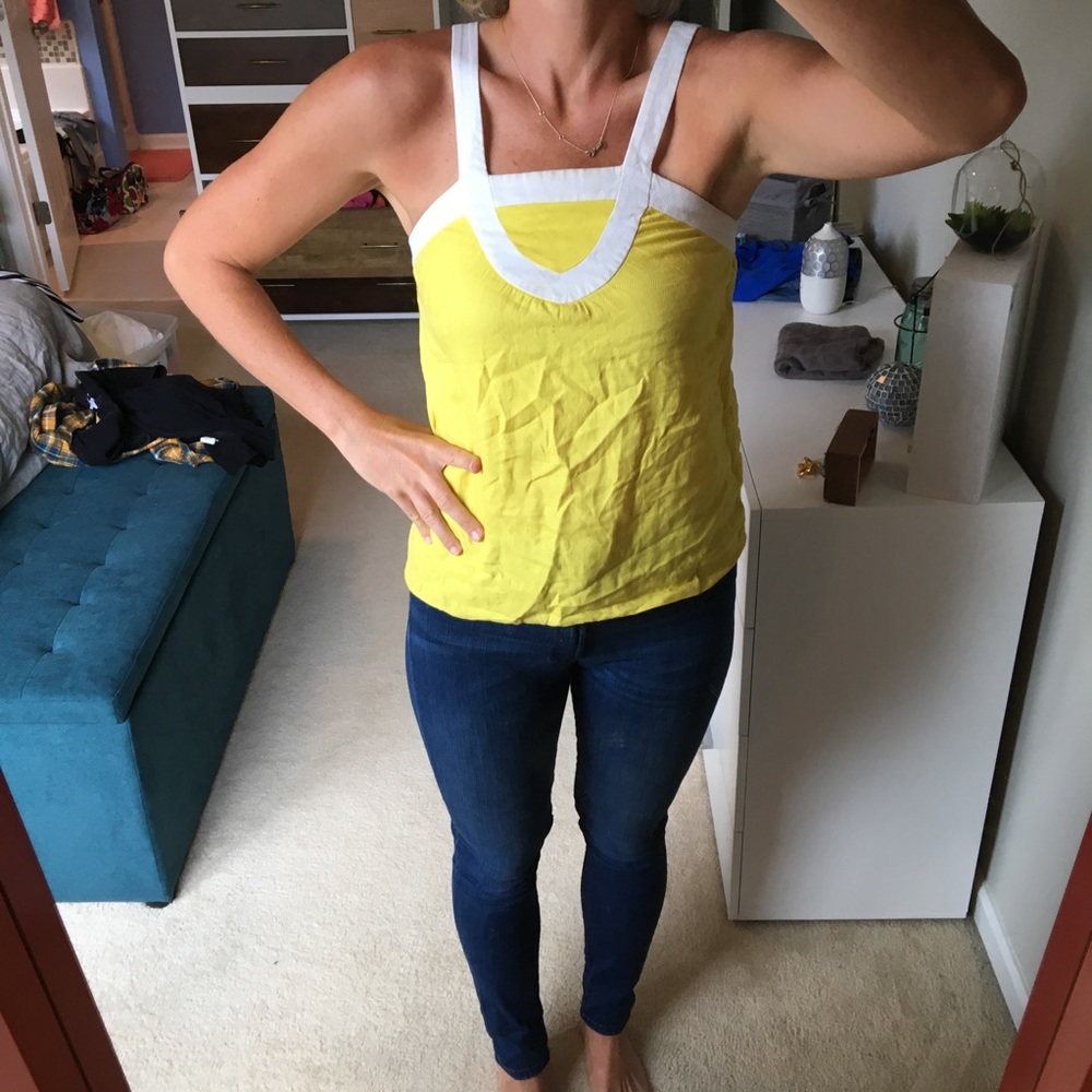 Adorable summer season banana republic top