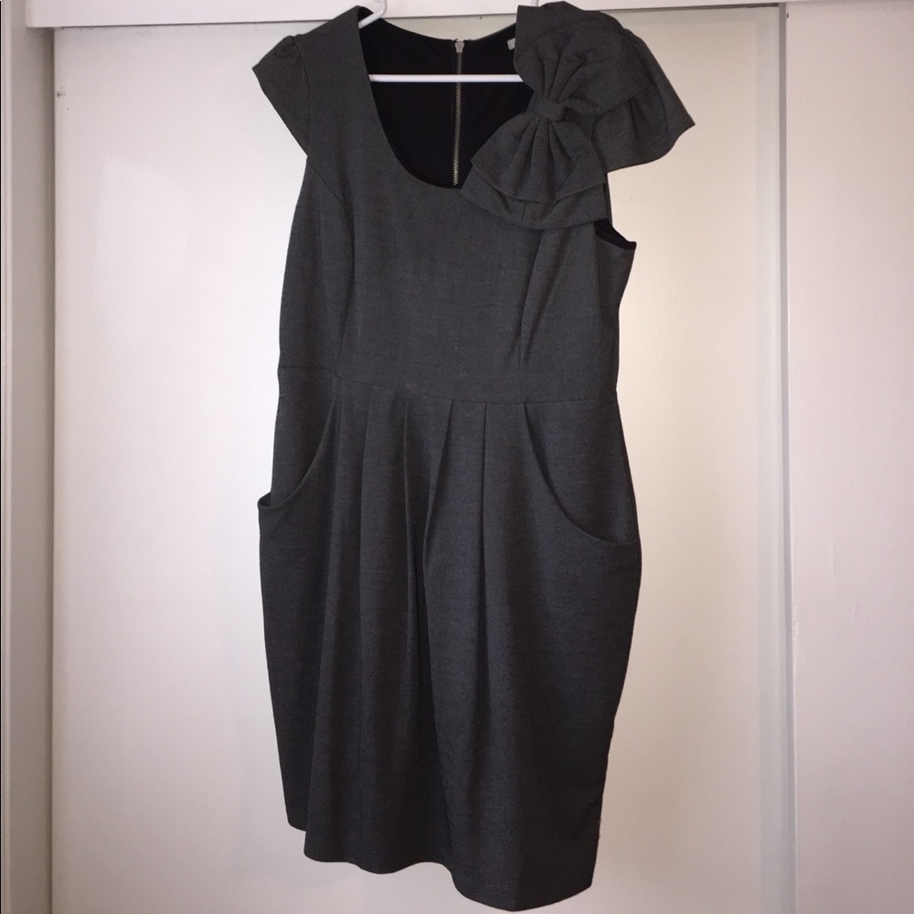 XL Grey Dress with bow and pockets
