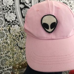 DIY alien patch cap 👽