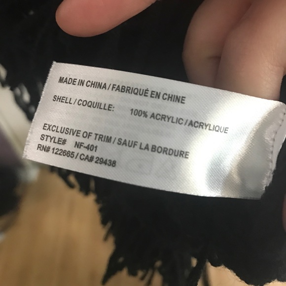 Black Fringe Vest, size medium NWOT - Picture 3 of 4