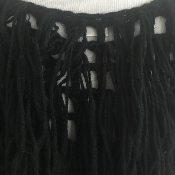Black Fringe Vest, size medium NWOT - Picture 4 of 4