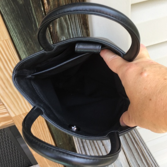 DKNY Black Leather Small/Med Tote Bag with Handles - Picture 7 of 8