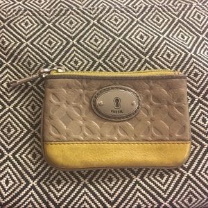 Fossil leather ID/ change purse/wallet