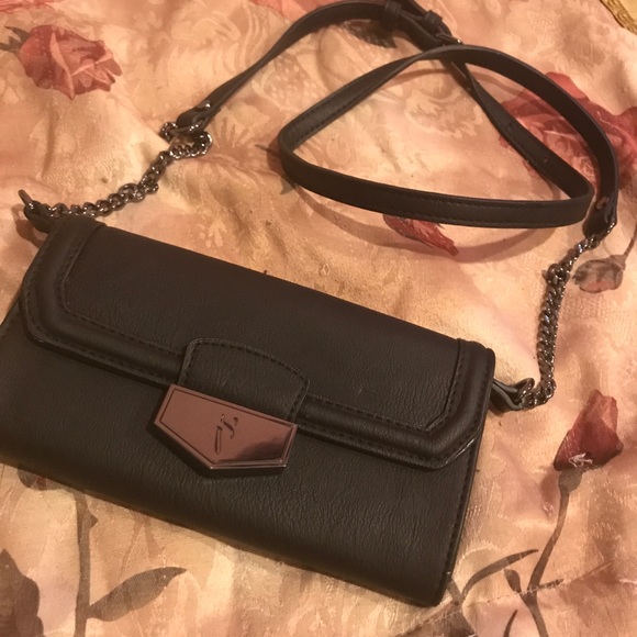 ❌SOLD❌ Black Simply Vera WOC/ Waist-bag/ Belt-bag - Picture 2 of 3