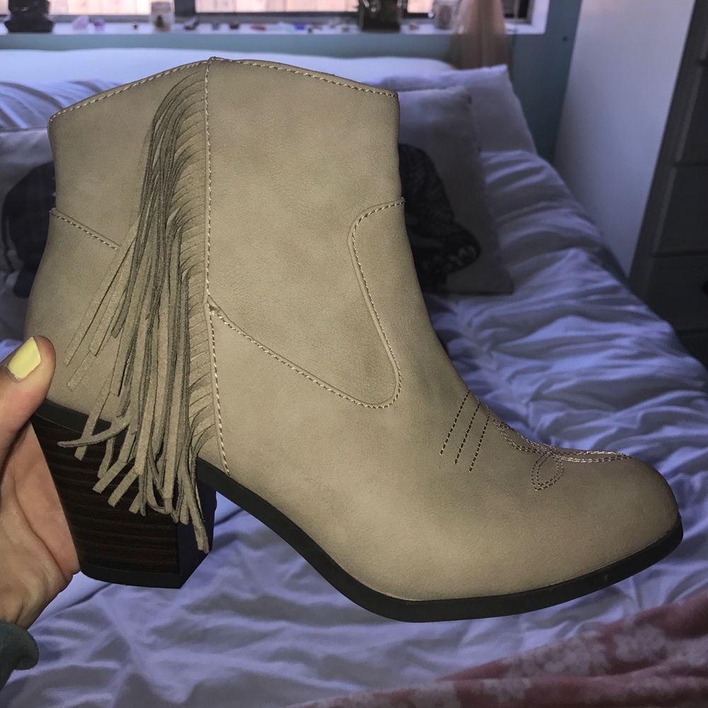 Booties - Picture 2 of 4