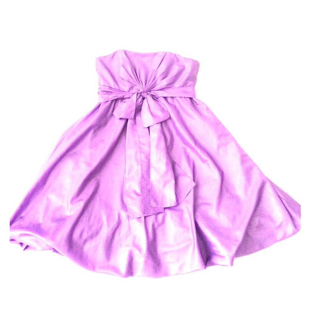 Purple strapless prom dress