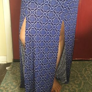 *FINAL PRICE DROP* maxi skirt