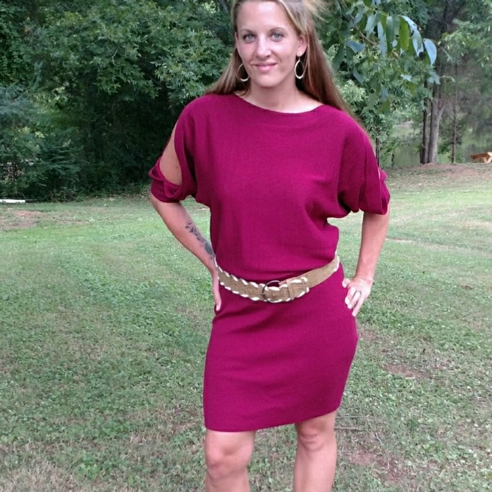 Gorgeous wine sweater dress cold shoulder cutout large