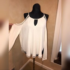 Cut shoulder top