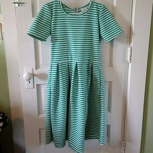 Lularoe EUC medium teal striped Amelia dress