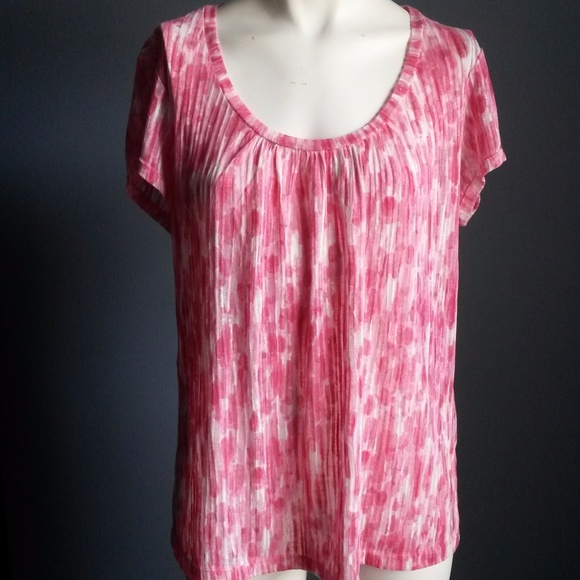 Chico's Tops - Chico's pink and white splash pattern top