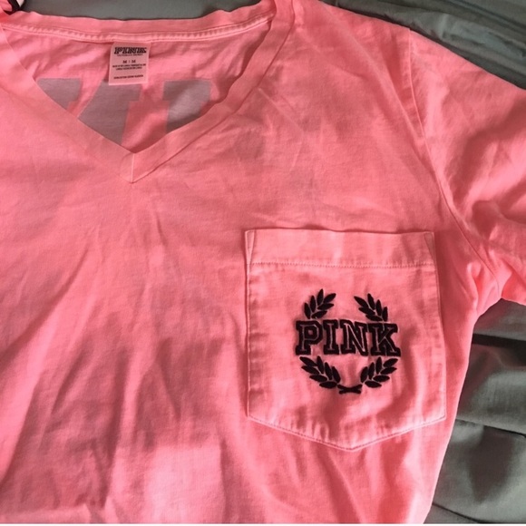 🌺BNWOT VS Hot Pink Tee🌺 - Picture 2 of 3