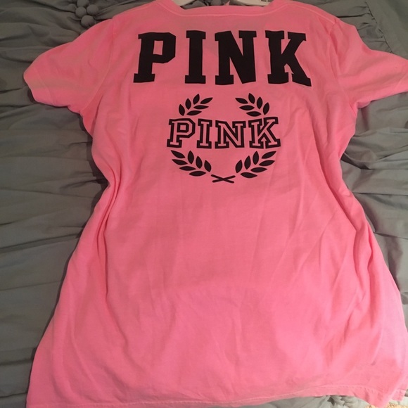 🌺BNWOT VS Hot Pink Tee🌺 - Picture 3 of 3