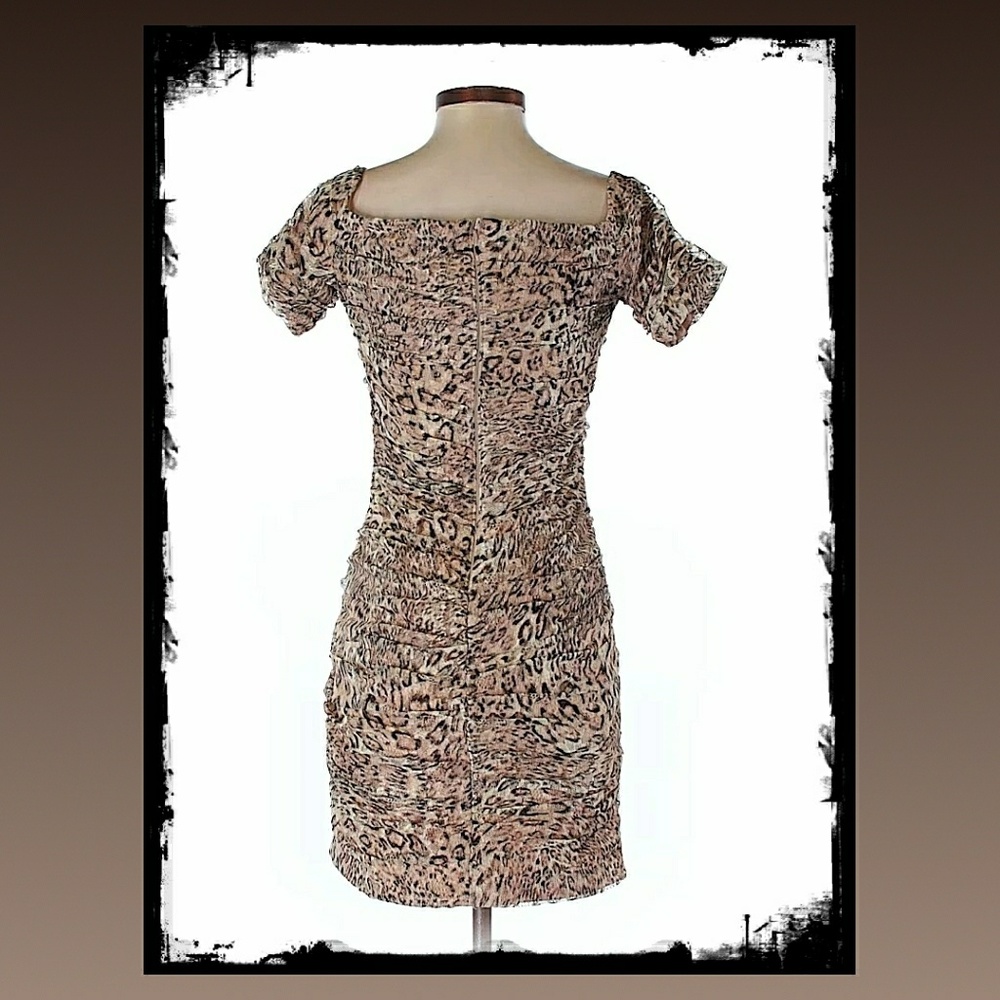 SALE!!  Form-flattering Dress - Picture 3 of 3