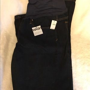 Gap sexy boot dark wash maternity jeans