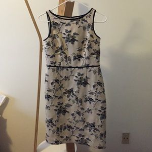 Ann Taylor 00p brocade dress.