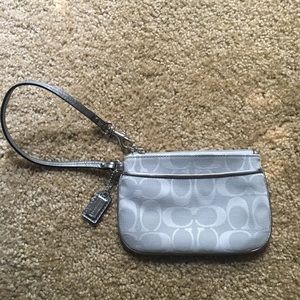 Coach Small Wristlet Signature Grey Silver