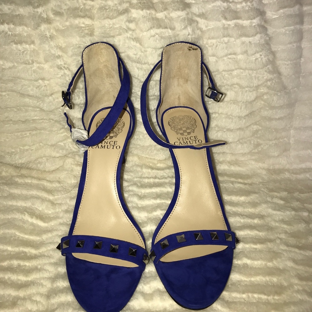 Blue Sandles