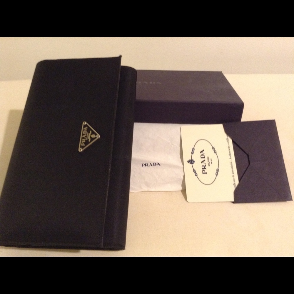 Authentic pre-owned Prada Tessuto Nero Wallet