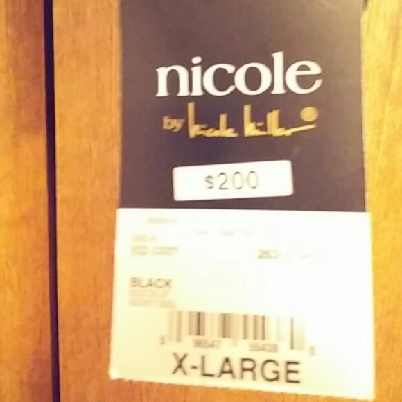 COAT - Picture 3 of 4